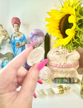 Load image into Gallery viewer, Large Herkimer Diamonds
